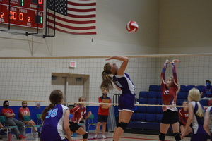 NCMS Volleyball Team Picks up some Wins at Hiawatha